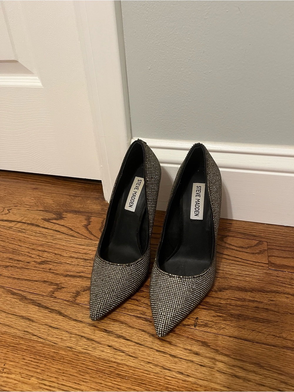 Steve Madden Rhinestone Pointed Toe Pumps in Silver